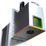 ニッコー電機の事業のひとつ、レーザーマーキング装置設計・製作。安全や効率を考慮しています。